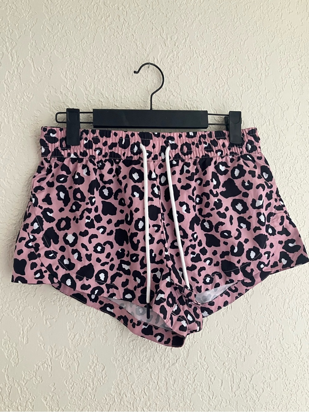 FOREVER 21 pink leopard athletic shorts